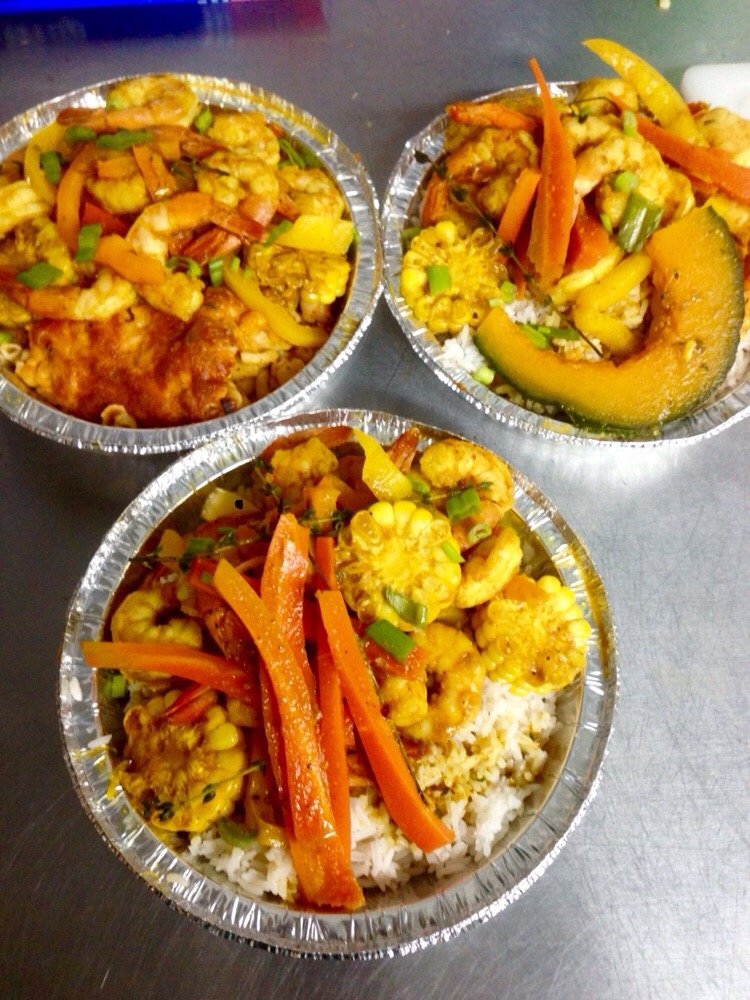 Island Cocina rice bowls with shrimp, corn, peppers, and squash